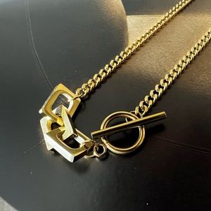 🎁 Gold-Plated Toggle Necklace • 18" Adjustable Chain